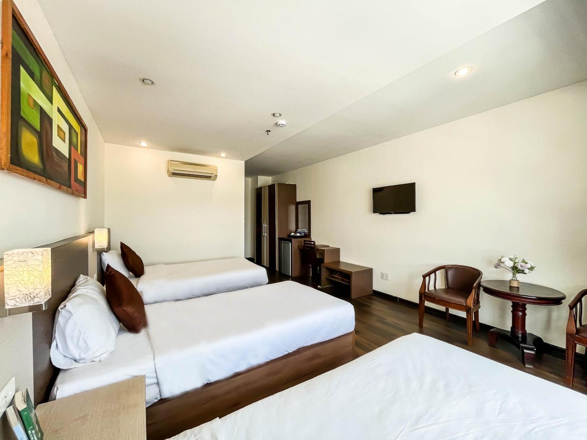 Quoc Cuong Hotel & Apartment Danang By Haviland Exterior photo